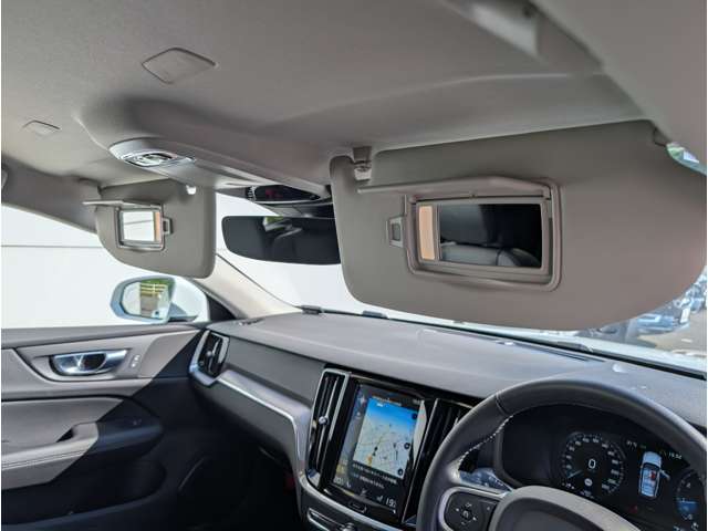 ボルボ Ｖ６０ Ｔ５　モメンタム R2年 (東北) 99
