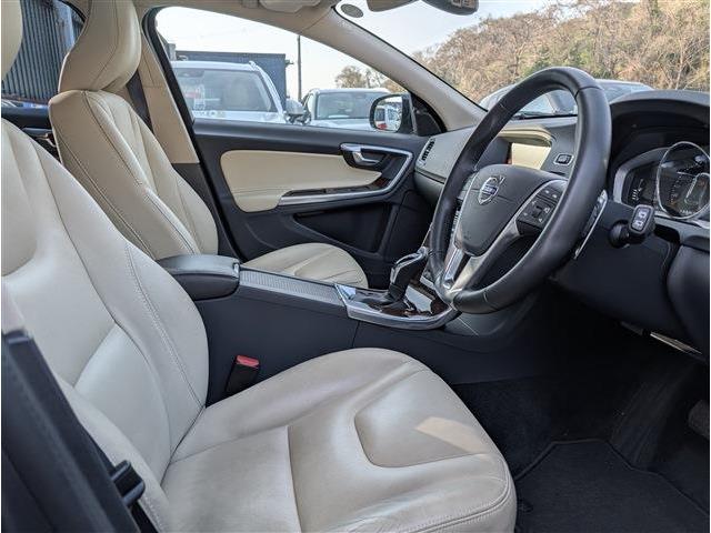 ボルボ Ｖ６０クロスカントリー Ｔ５ ＡＷＤ クラシック ４ＷＤ H30年 (東北) 99