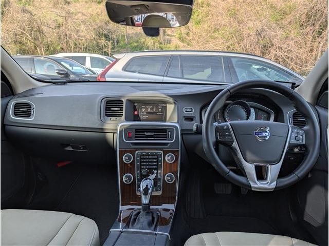ボルボ Ｖ６０クロスカントリー Ｔ５ ＡＷＤ クラシック ４ＷＤ H30年 (東北) 99