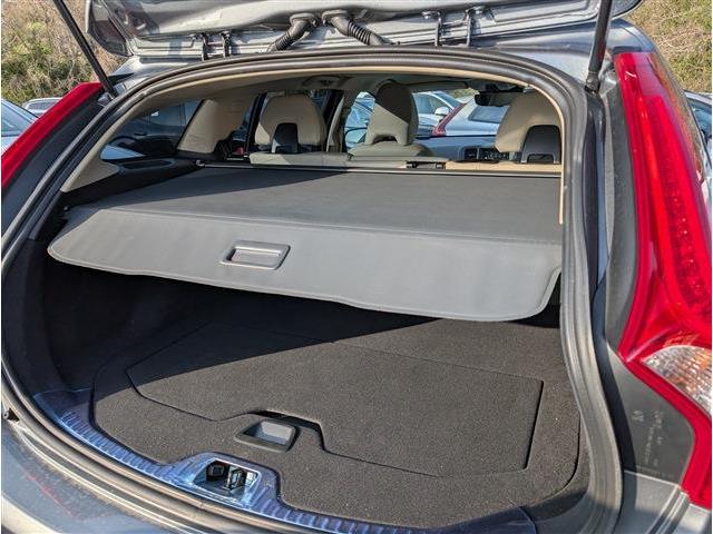 ボルボ Ｖ６０クロスカントリー Ｔ５ ＡＷＤ クラシック ４ＷＤ H30年 (東北) 99