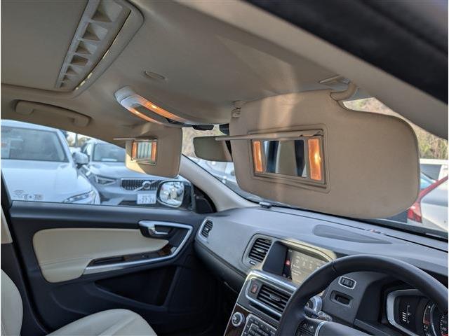 ボルボ Ｖ６０クロスカントリー Ｔ５ ＡＷＤ クラシック ４ＷＤ H30年 (東北) 99