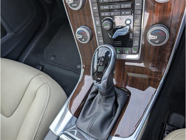 ボルボ Ｖ６０クロスカントリー Ｔ５ ＡＷＤ クラシック ４ＷＤ H30年 (東北) 99
