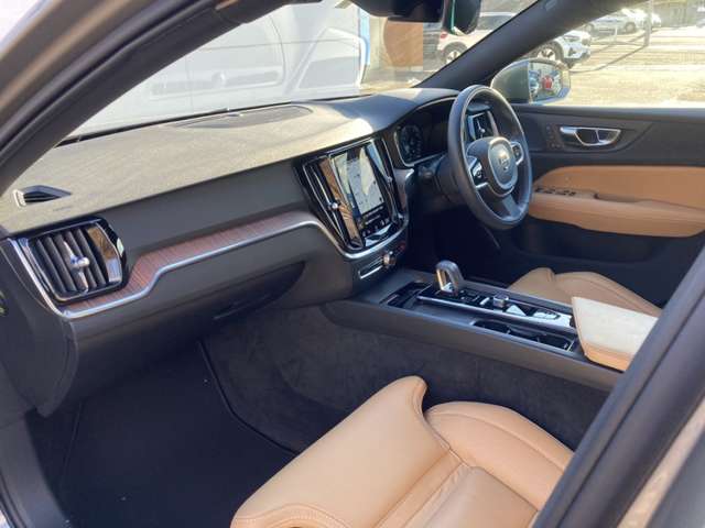 ボルボ Ｖ６０クロスカントリー Ｂ５ ＡＷＤ プロ ４ＷＤ R4年 (東北) 99