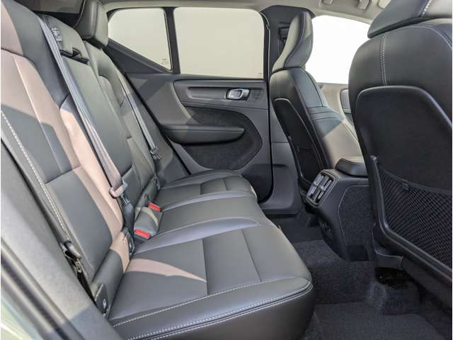 ボルボ ＸＣ４０ ウルトラ Ｂ４ ＡＷＤ ４ＷＤ R6年 (東北) 99