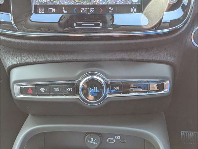 ボルボ ＸＣ４０ ウルトラ Ｂ４ ＡＷＤ ４ＷＤ R6年 (東北) 99