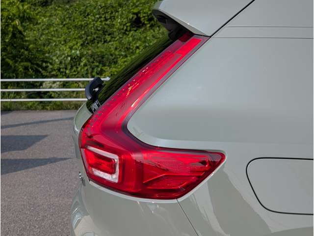 ボルボ ＸＣ４０ ウルトラ Ｂ４ ＡＷＤ ４ＷＤ R6年 (東北) 99