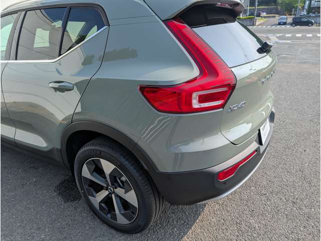 ボルボ ＸＣ４０ ウルトラ Ｂ４ ＡＷＤ ４ＷＤ R6年 (東北) 99