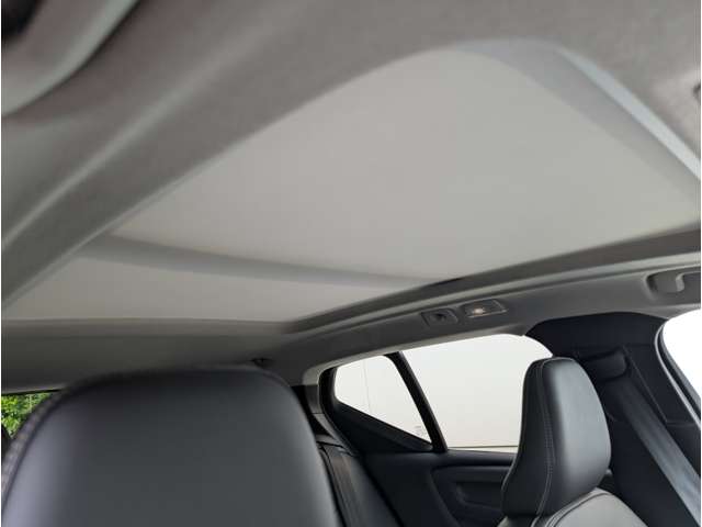 ボルボ ＸＣ４０ ウルトラ Ｂ４ ＡＷＤ ４ＷＤ R6年 (東北) 99