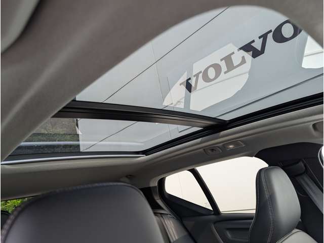 ボルボ ＸＣ４０ ウルトラ Ｂ４ ＡＷＤ ４ＷＤ R6年 (東北) 99