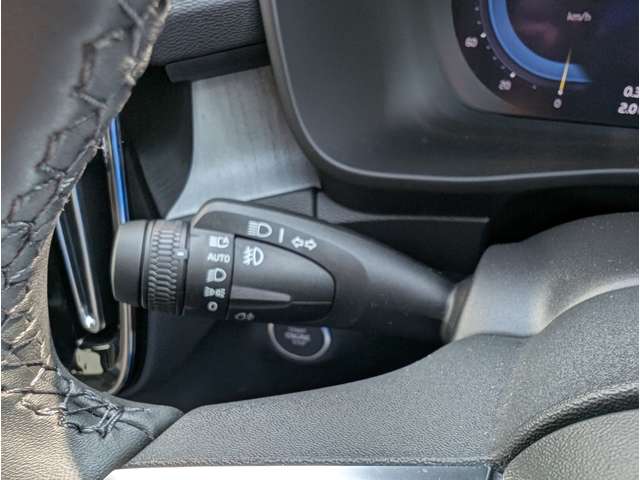 ボルボ ＸＣ４０ ウルトラ Ｂ４ ＡＷＤ ４ＷＤ R6年 (東北) 99