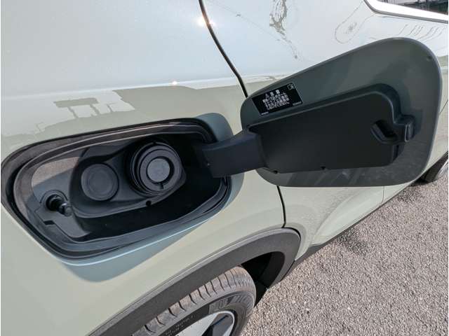 ボルボ ＸＣ４０ ウルトラ Ｂ４ ＡＷＤ ４ＷＤ R6年 (東北) 99