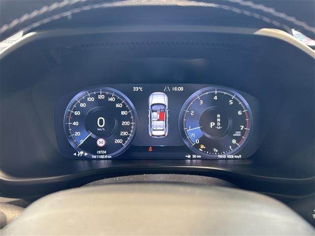 ボルボ ＸＣ４０ Ｔ５ ＡＷＤ Ｒデザイン ４ＷＤ H30年 (東北) 99