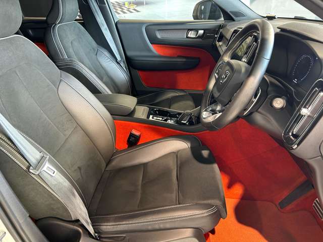 ボルボ ＸＣ４０ Ｔ５ ＡＷＤ Ｒデザイン ４ＷＤ H30年 (東北) 99