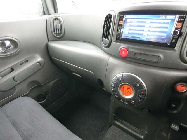 日産 キューブ １．５ １５Ｘ Ｖセレクション H25年 (中国) 99