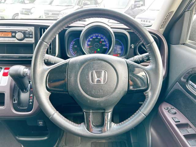 ホンダ Ｎ−ＯＮＥ ６６０ プレミアム Ｌパッケージ H25年 (九州・沖縄) 99