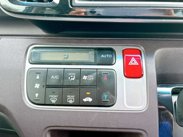 ホンダ Ｎ−ＯＮＥ ６６０ プレミアム Ｌパッケージ H25年 (九州・沖縄) 99