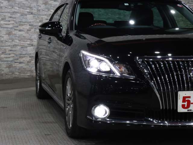 トヨタ クラウンマジェスタ　ハイブリッド ３．５ Ｆバージョン H29年 (関東) 99