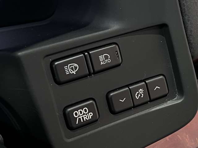 トヨタ クラウンマジェスタ　ハイブリッド ３．５ Ｆバージョン H29年 (関東) 99