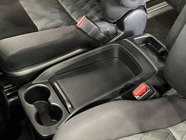 トヨタ ヴェルファイア ２．５ Ｚ H30年 (関東) 99