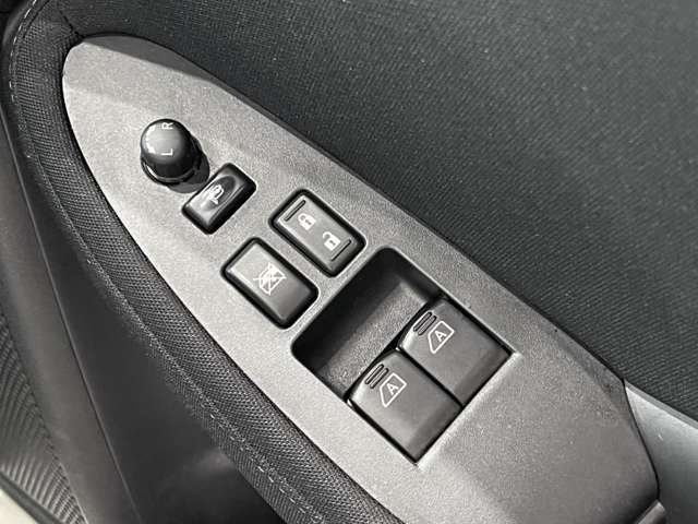 日産 フェアレディＺ ３．７ バージョン Ｓ H22年 (関東) 99