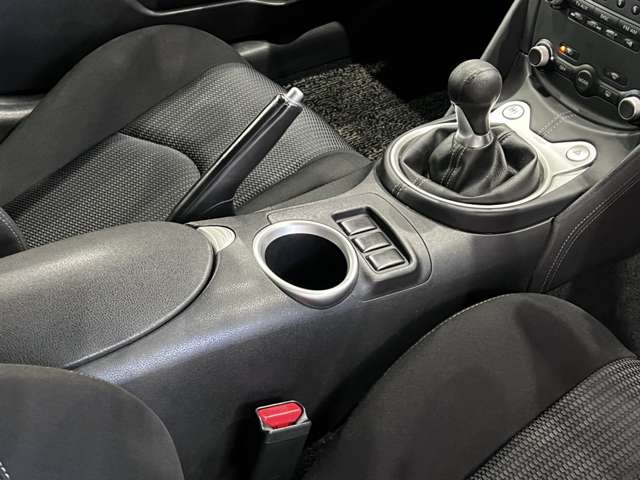 日産 フェアレディＺ ３．７ バージョン Ｓ H22年 (関東) 99