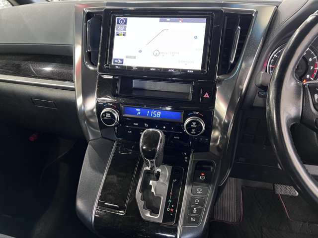 トヨタ アルファード ２．５ Ｓ Ａパッケージ タイプ ブラック ４ＷＤ H29年 (関東) 99