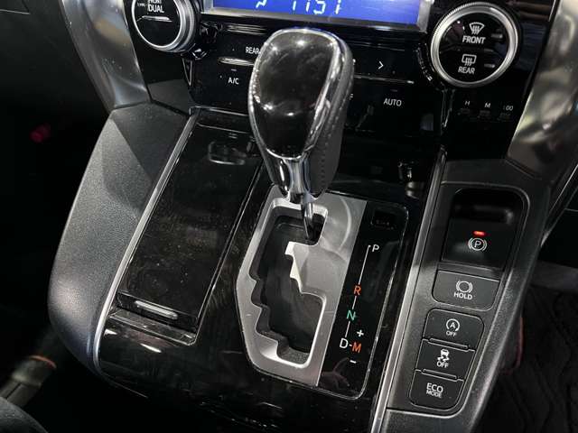 トヨタ アルファード ２．５ Ｓ Ａパッケージ タイプ ブラック ４ＷＤ H29年 (関東) 99