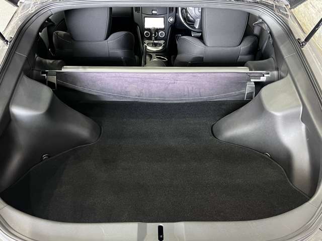 日産 フェアレディＺ ３．７ H29年 (関東) 99