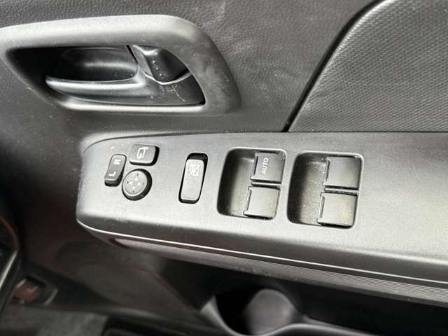 スズキ ワゴンＲ ６６０ ハイブリッド ＦＸ R2年 (中国) 99