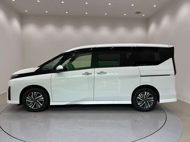 日産 セレナ １．４ Ｅ－ＰＯＷＥＲ ハイウェイスターＶ R5年 (中国) 99
