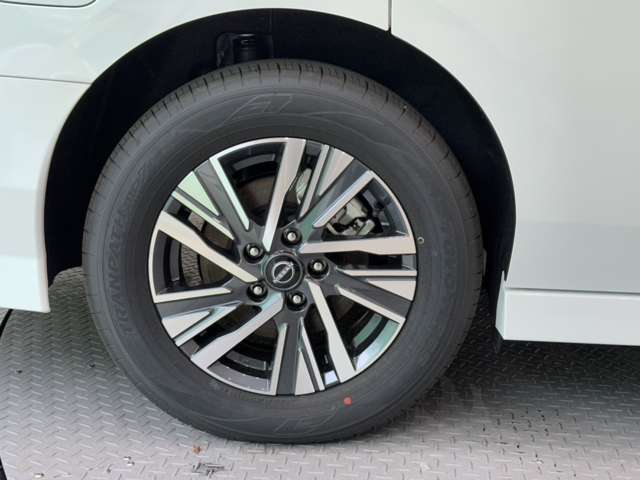 日産 セレナ １．４ Ｅ－ＰＯＷＥＲ ハイウェイスターＶ R5年 (中国) 99