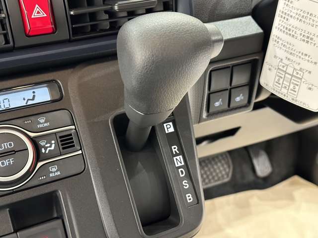 ダイハツ タント ６６０ Ｘ R5年 (中国) 99