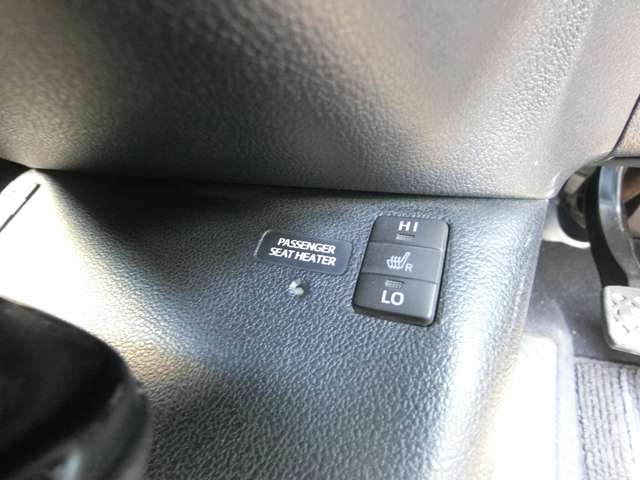 トヨタ プリウスＰＨＶ １．８ Ａ プレミアム H29年 (中国) 99