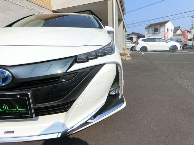 トヨタ プリウスＰＨＶ １．８ Ａ プレミアム H29年 (中国) 99