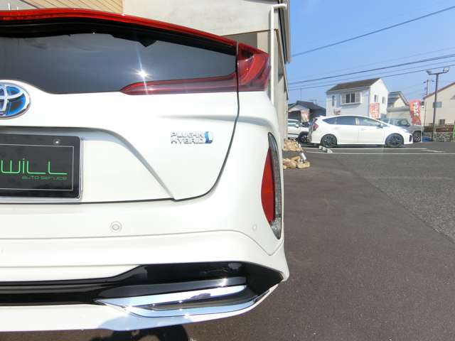 トヨタ プリウスＰＨＶ １．８ Ａ プレミアム H29年 (中国) 99