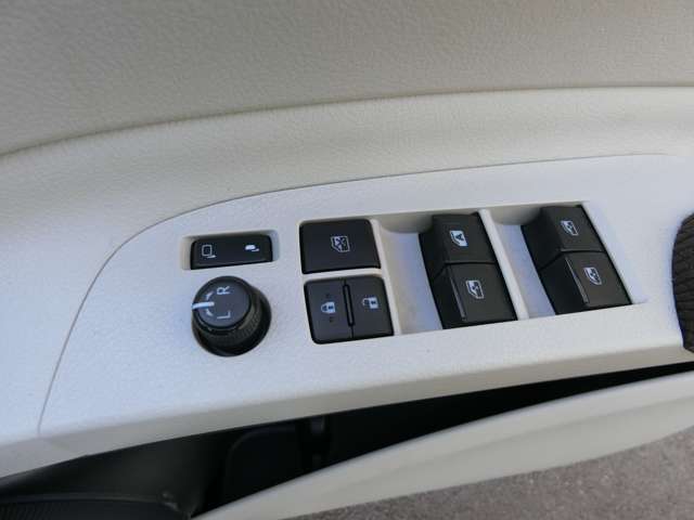 トヨタ シエンタ １．５ Ｇ H28年 (中国) 99