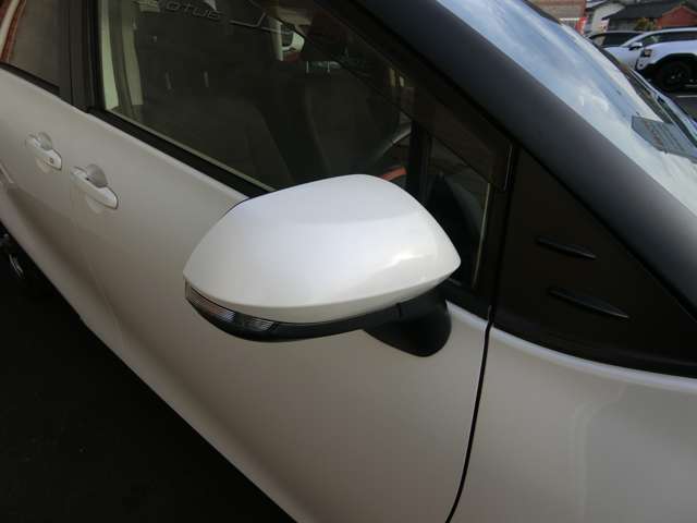 トヨタ シエンタ １．５ Ｇ H28年 (中国) 99