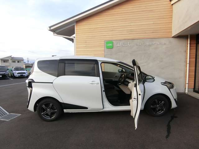 トヨタ シエンタ １．５ Ｇ H28年 (中国) 99