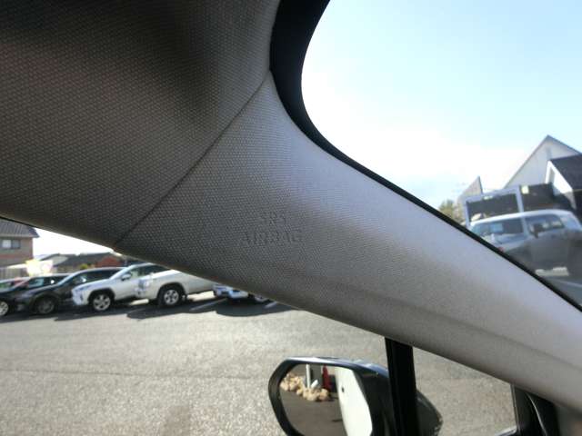 トヨタ プリウス １．８ Ｓ セーフティ プラス ツートーン H30年 (中国) 99