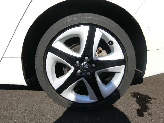 トヨタ プリウス １．８ Ｓ セーフティ プラス ツートーン H30年 (中国) 99