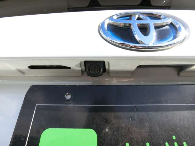 トヨタ プリウス １．８ Ｓ セーフティ プラス ツートーン H30年 (中国) 99