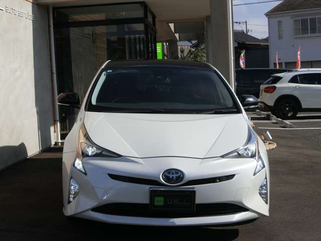 トヨタ プリウス １．８ Ｓ セーフティ プラス ツートーン H30年 (中国) 99