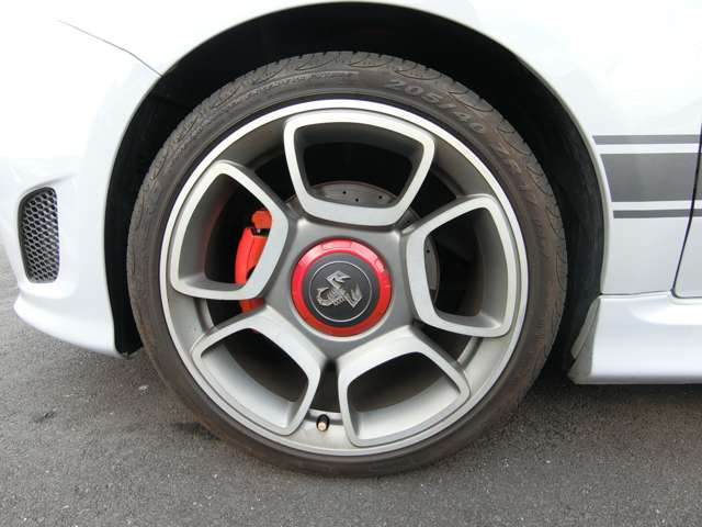 アバルト ５９５ コンペティツィオーネ H27年 (中国) 99