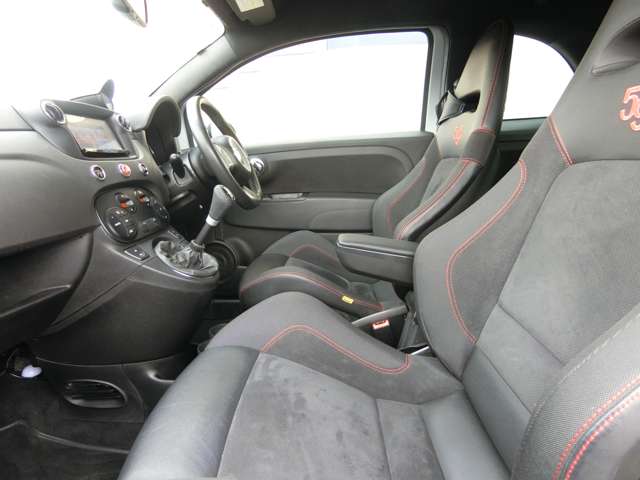 アバルト ５９５ コンペティツィオーネ H27年 (中国) 99