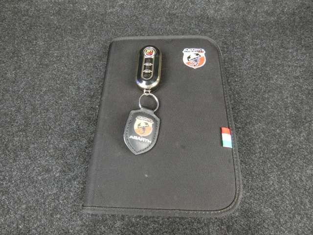 アバルト ５９５ コンペティツィオーネ H27年 (中国) 99