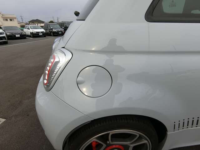 アバルト ５９５ コンペティツィオーネ H27年 (中国) 99