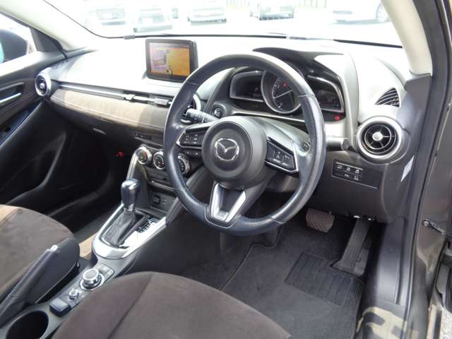 マツダ デミオ １．５ ＸＤ ミスト マルーン ディーゼルターボ H30年 (中国) 99