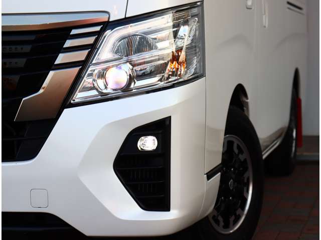 日産 キャラバンバン ２．０ グランド プレミアムＧＸ プロスタイル ロングボディ R4年 (関東) 99