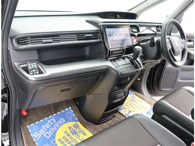 ホンダ ステップワゴン １．５ スパーダ クールスピリット ホンダ センシング H30年 (関東) 99