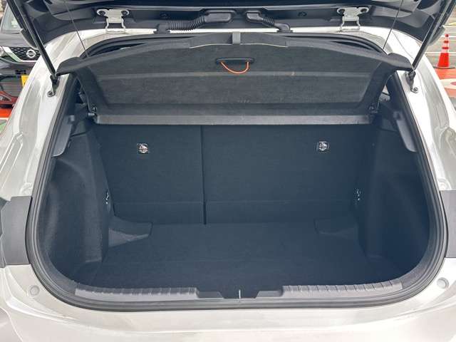 トヨタ カローラスポーツ　ハイブリッド １．８ ハイブリッド Ｇ Ｚ R5年 (東海) 99